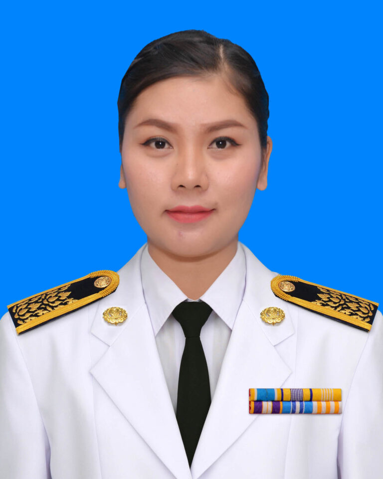 นางมะลิวัลย์ มีศิริพันธ์